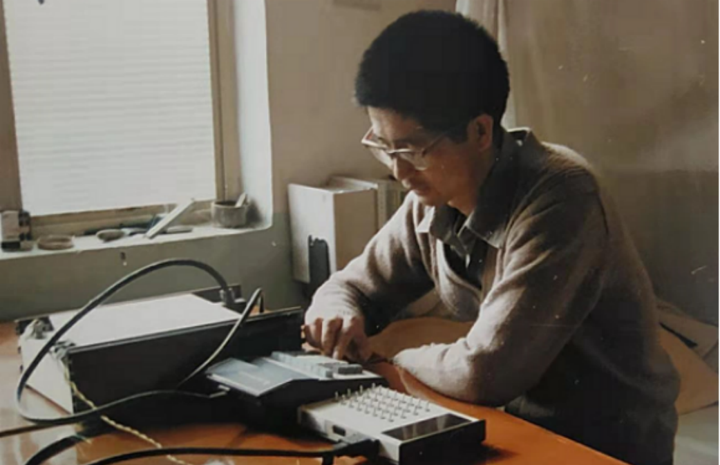 1716976823102237 在德州仪器公司5TI PLC装置到现场之前,我先进行编程及调试